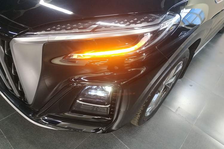 Used Hongqi HS3 PHEV 2024 PHEV 115km Jingwei Edition