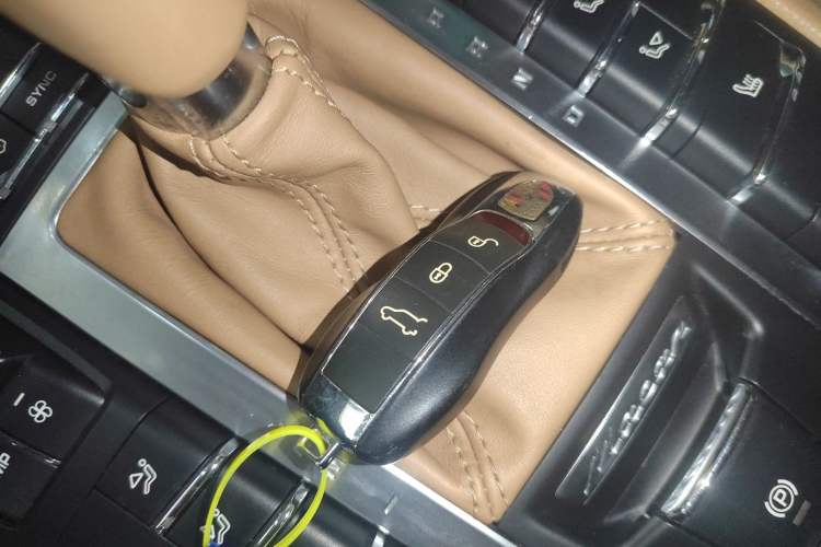 Used Porsche Macan 2014 Macan 2.0T
