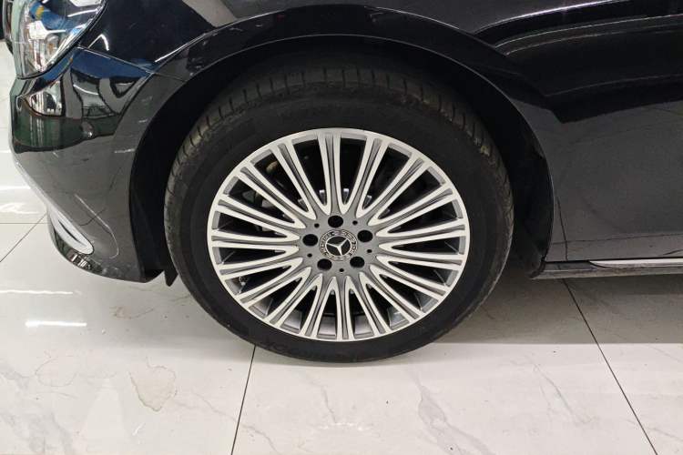 Used Mercedes-Benz E-Class 2023 E 300 L Stylish Model
