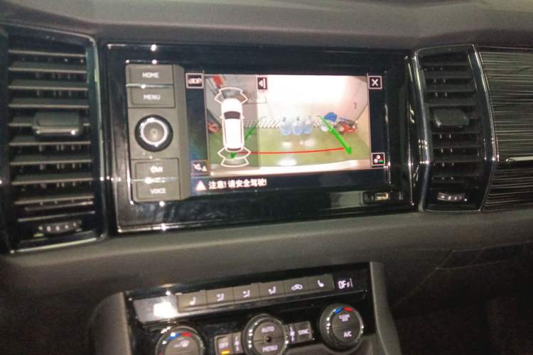 Used Skoda Kodiaq 2019 Facelifted TSI330 7-Seater Two-Wheel-Drive Luxury Enjoyment Edition China VI Standard
