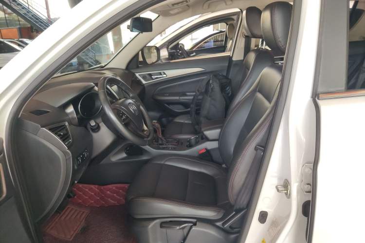 Used Changan CS75 2016 1.8T Automatic Elite Model China V Standard