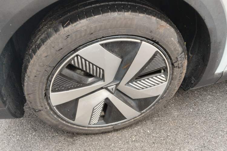 Used  S05 2024 200 Ultra Range-Extended Long-Range Version
