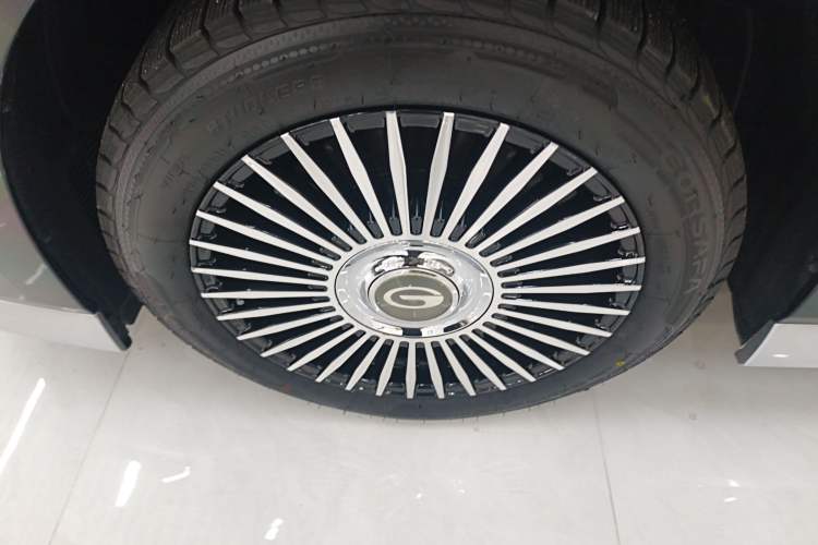 Used GAC Trumpchi M8 2023 Zongshi Series Dual-Motor YuZun Edition