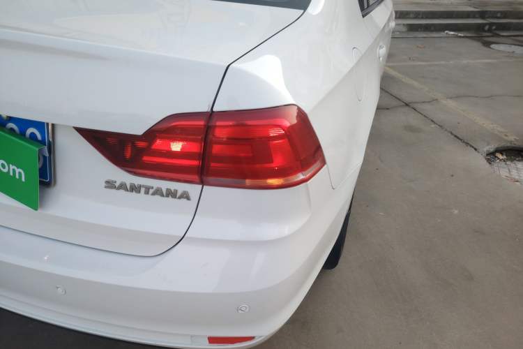 Used Volkswagen Santana 2016 1.4L Manual Fashion Edition
