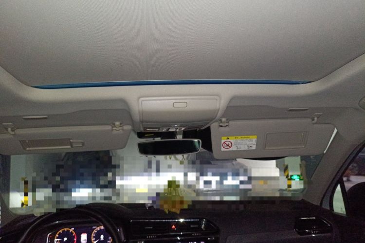 Used Volkswagen Tiguan L 2019 Revised 330TSI Automatic Two-Wheel Drive R-Line Flagship Edition China V Emission Standard
