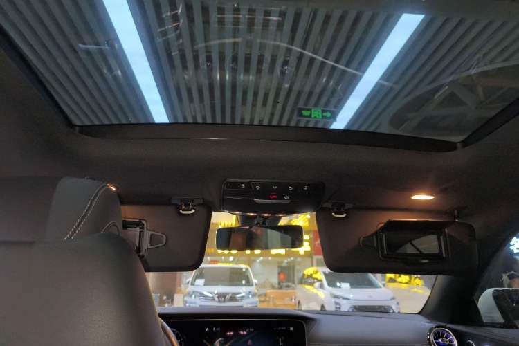 Used Mercedes-Benz E-Class (Import) 2023-Year Restyled E 260 Coupe
