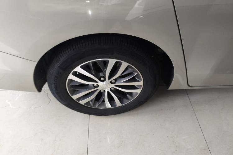 Used Buick GL8 2022 ES Landtrek 653T Comfort Edition
