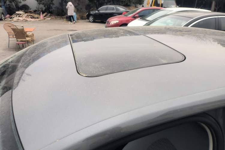 Used Skoda Rapid 2015 1.6L Automatic Smart Selection Model