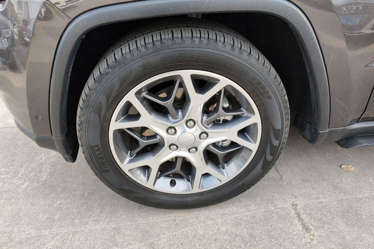 Used  Grand Cherokee 2021 3.0L 80th Anniversary Edition
