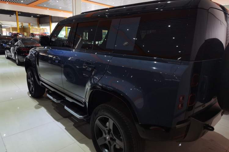 Used Land Rover Defender 2023 110 3.0T P400 X-DYNAMIC HSE
