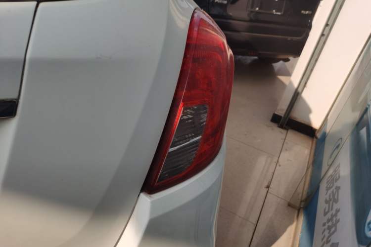 Used Buick Encore 2016 18T Automatic Two-Wheel Drive Urban Leading Edition