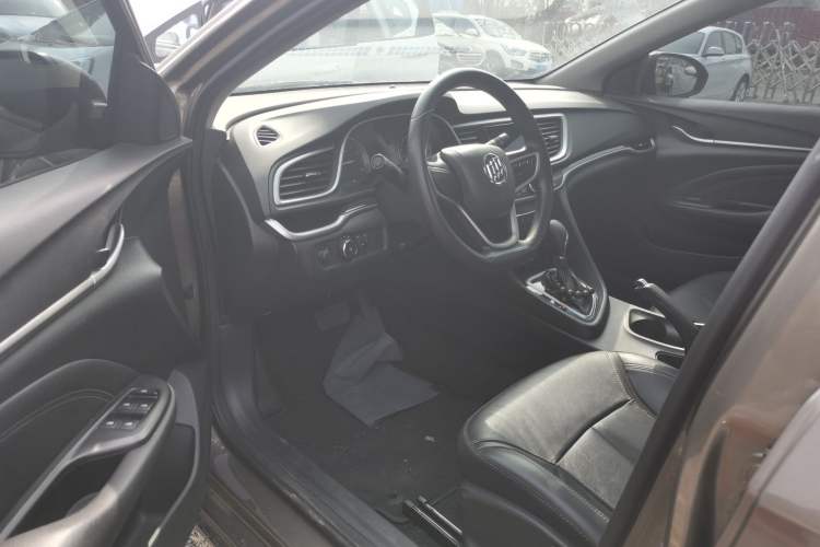 Used Buick GT 2016 15N Automatic Luxury Edition
