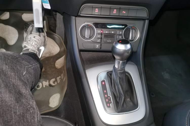 Used Audi Q3 2017 35 TFSI Fashion Model
