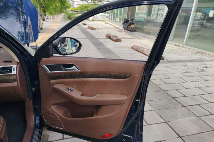 Used Leopaard CS10 2017 1.5T CVT Luxury Model
