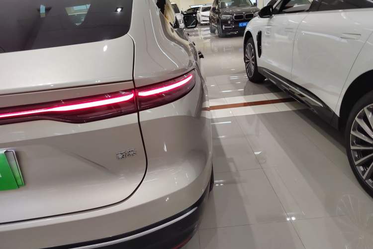 Used Nio EC7 2024 75 kWh