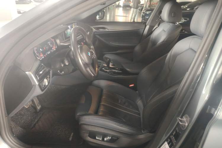 Used BMW 5 Series 2020 525i M Sport Package
