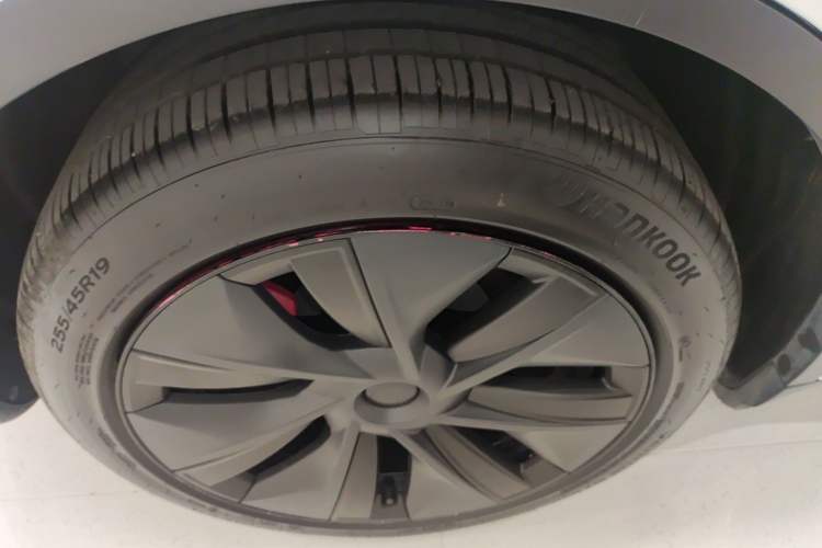 Used Tesla Model Y 2022 Revised Version Long-Range All-Wheel Drive
