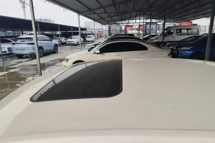 Used Skoda Rapid 2015 1.6L Automatic Smart Selection Model
