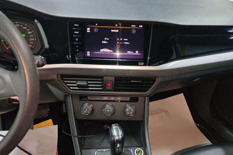 Used Volkswagen Bora 2021 1.5L Automatic Fashionable Smart Connectivity Version
