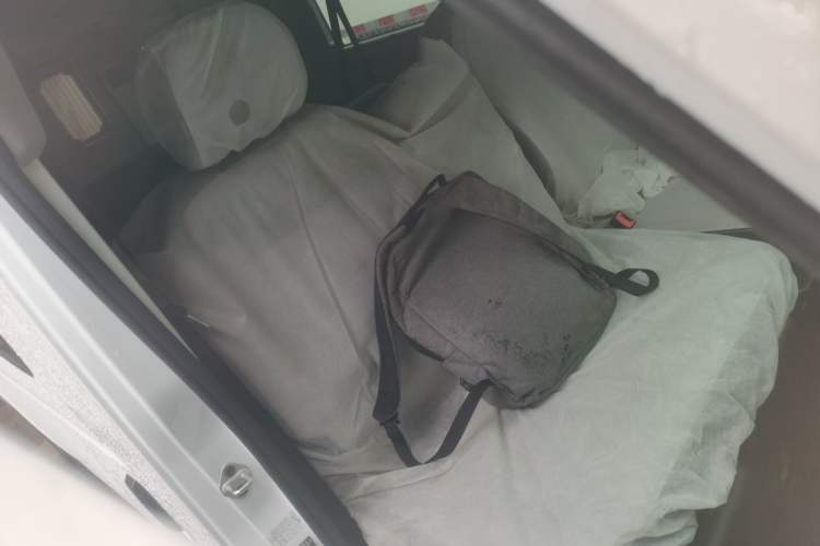 Used SRM New Energy E3L 2024 Standard 6-Seater Bus