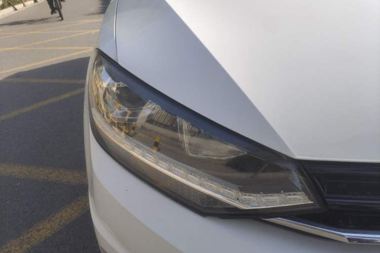 Used Volkswagen Touran 2016 Volkswagen Touran L 280TSI DSG Comfort Edition
