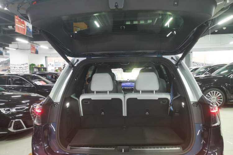 Used Hima AITO M9 2024 Range-Extended Ultra Version 42 kWh 6-Seater Model
