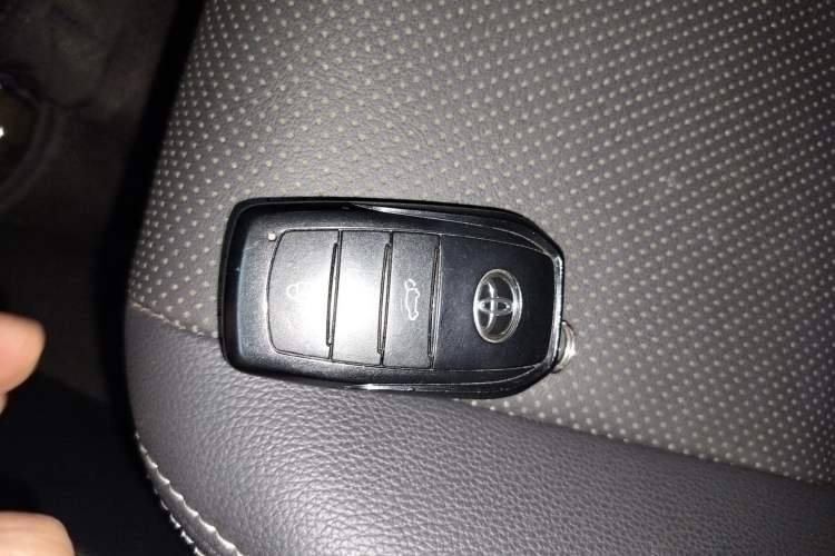 Used Toyota FRONTLANDER 2022 2.0L CVT Luxury PLUS Edition
