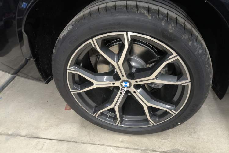 Used BMW X5 2023 xDrive 30Li Luxury M Sport Night Edition Package
