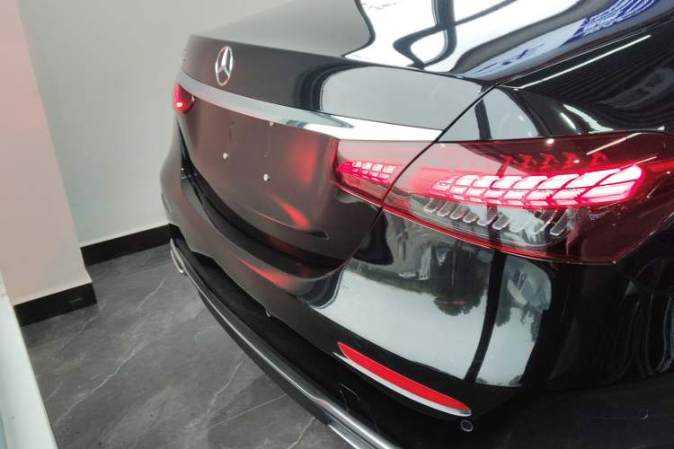 Used Mercedes-Benz E-Class 2023 E 260 L