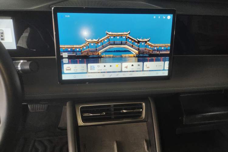 Used BYD Qin L 2025 DM-i Smart Drive 120KM Superior Model
