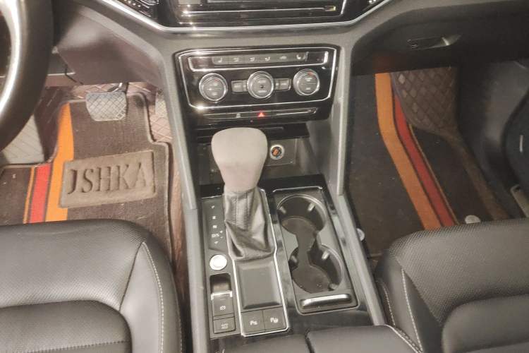 Used Volkswagen Teramont 2019 330TSI Two-Wheel-Drive Luxury Edition China V Standard