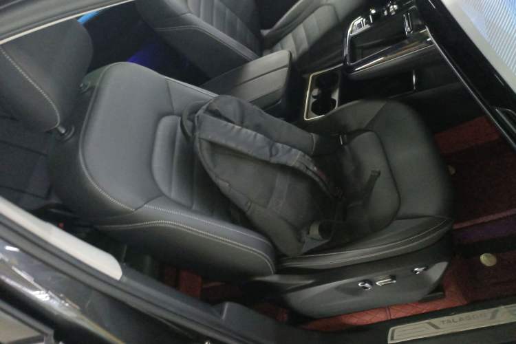 Used Volkswagen Talagon 2024 380TSI All-Wheel Drive Luxury Prestige Pro 7-Seater
