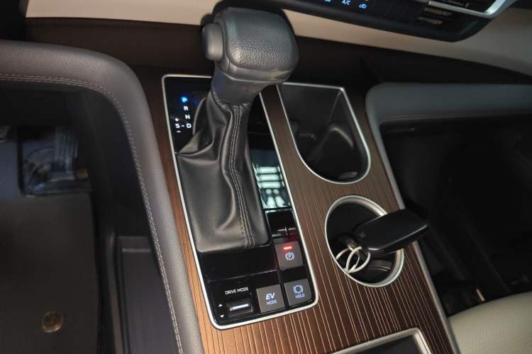 Used Toyota Sienna 2021 2.5L Hybrid Comfort Edition
