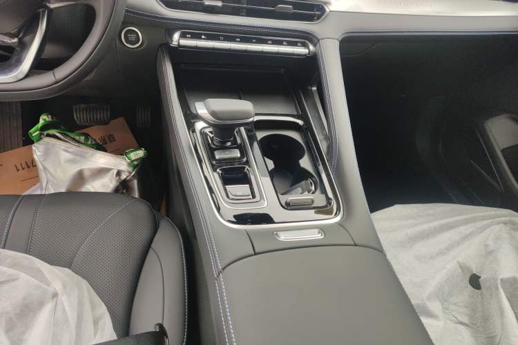 Used Geely Auto Preface 2026 Model Oriental Yao 1.5TD Fuyao Edition
