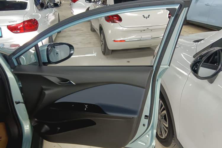 Used Buick Velite 6 2022 Plug-in Hybrid Connected Smart Edition
