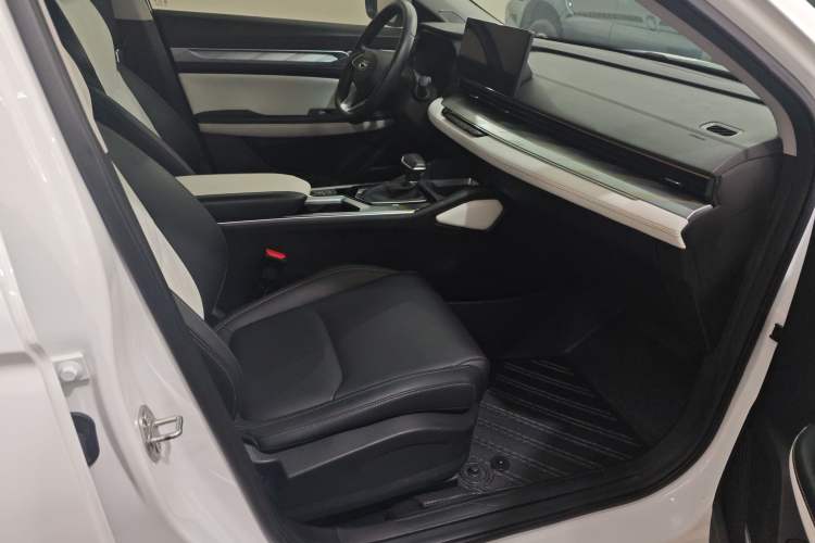 Used Geely Auto Emgrand L 2022 1.4T CVT Flagship Edition