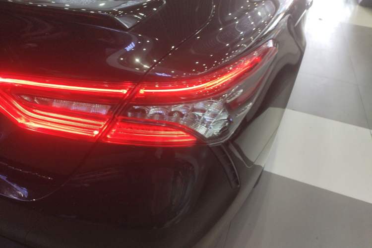 Used Toyota Camry 2023 2.0S Knight Edition
