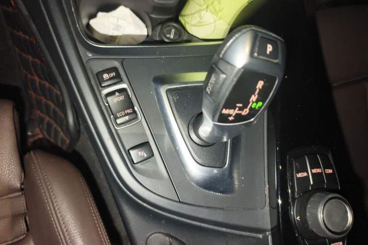 Used BMW 3 Series 2018 320Li Fashion Model
