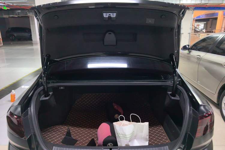 Used Volkswagen Magotan 2017 330TSI DSG Leading Model