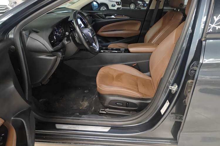 Used Buick Regal 2020 552T Luxury Version
