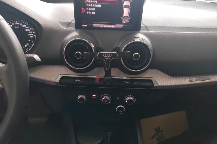 Used Audi Q2L 2020 35 TFSI Ambition Dynamic Edition
