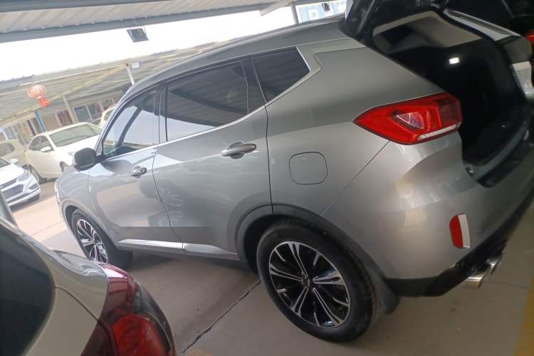 Used Wey VV6 2021 2.0T Two-Wheel Drive Smart Protection+
