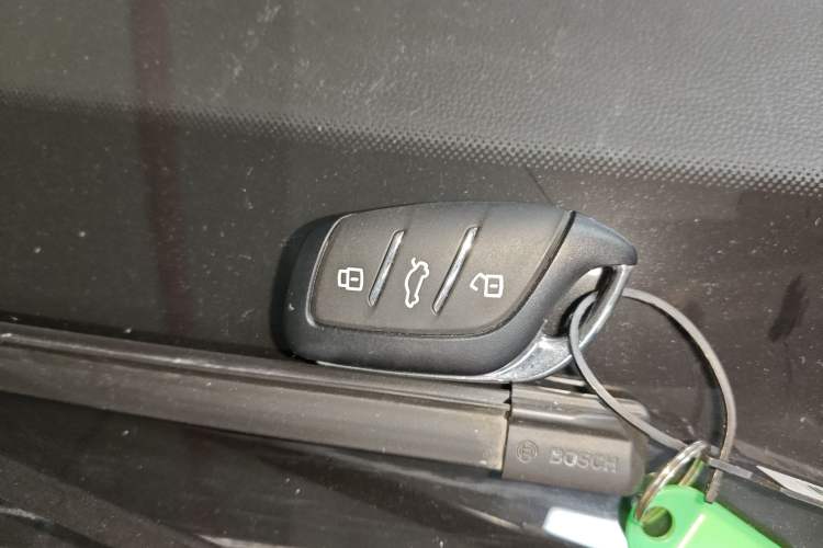 Used Roewe i5 2023 1.5L CVT Luxury Edition
