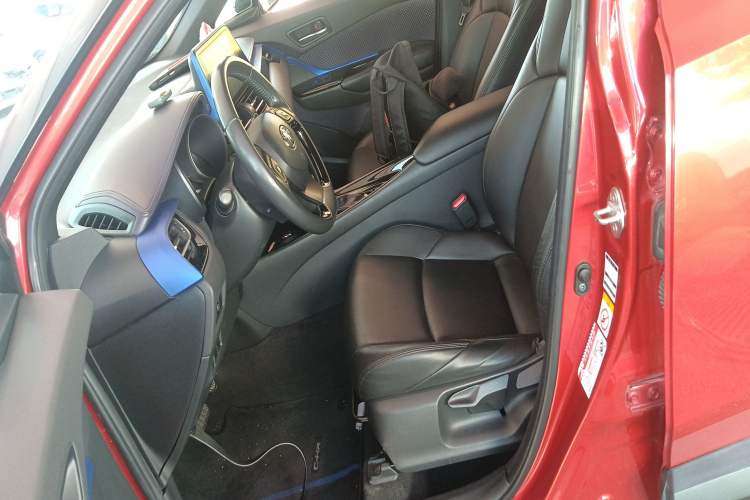 Used Toyota C-HR 2018 2.0L Luxury Edition China V Standard