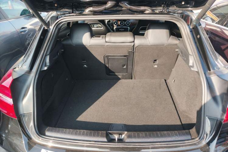 Used Mercedes-Benz GLA 2015 GLA 260 4MATIC Sport Edition