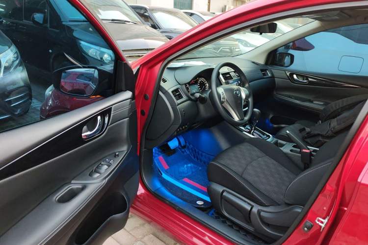 Used Nissan Tiida 2021 1.6L CVT Cool Edition
