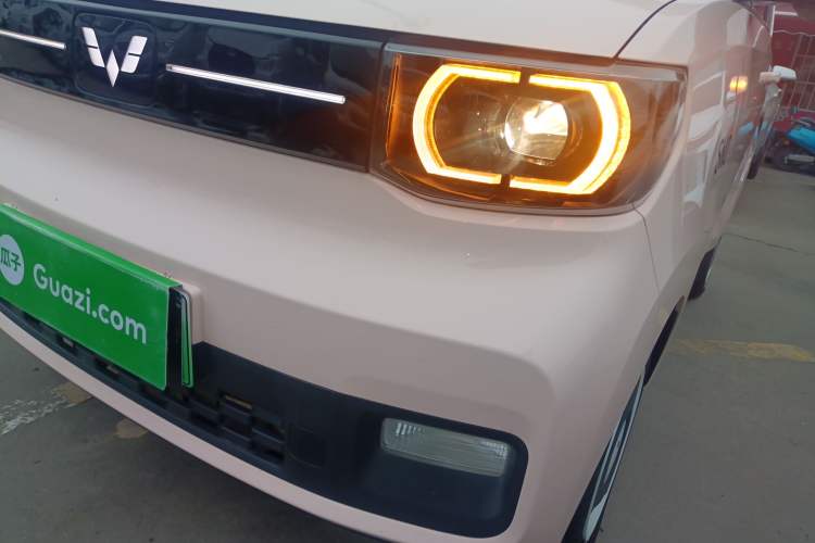 Used Wuling Hongguang MINIEV 2022 Macaron Premium Model – Lithium Iron Phosphate