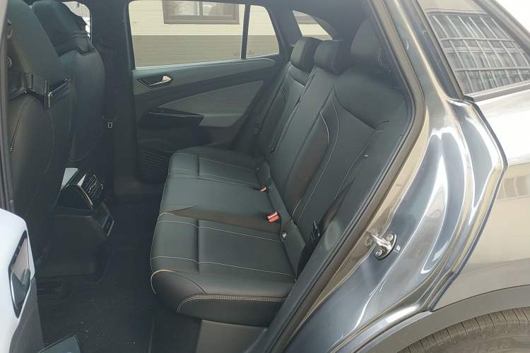 Used Volkswagen ID.4 X 2022 Pure Long-Range Edition