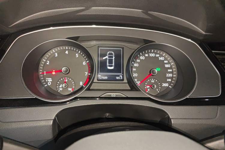 Used Volkswagen Magotan 2020 330TSI DSG Leading Model
