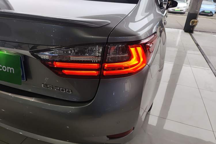 Used Lexus ES 2015 200 Elite Edition